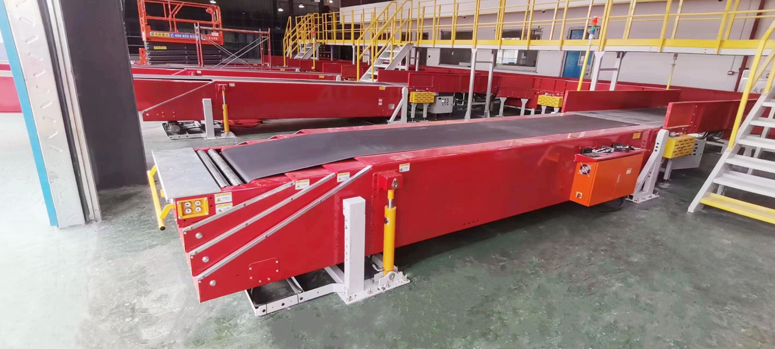 Truelisort Factory Manufactured Custom Professional Telescopic Belt Conveyor Mobile Flexible Telescopic Roller Conveyor