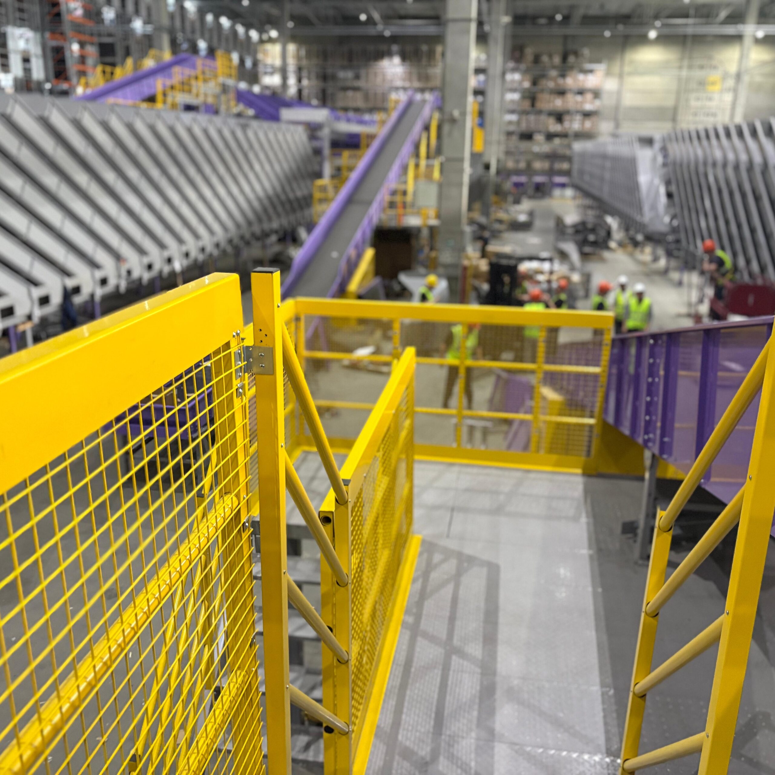 Truelisort Loop Cross Belt Sorter for Improving Efficiency in Material Sorting and Distribution Processes