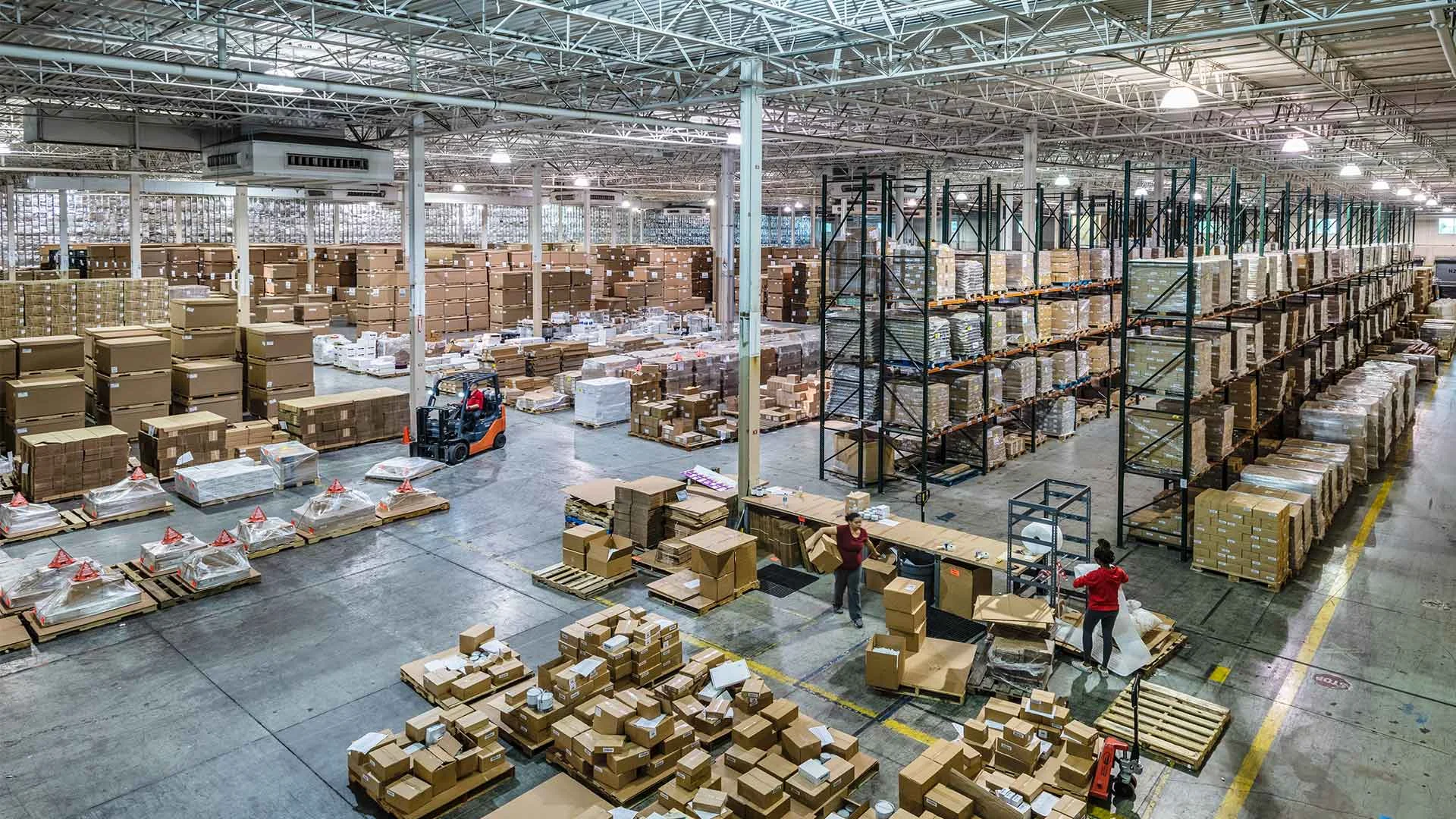 Warehouse distribution centers