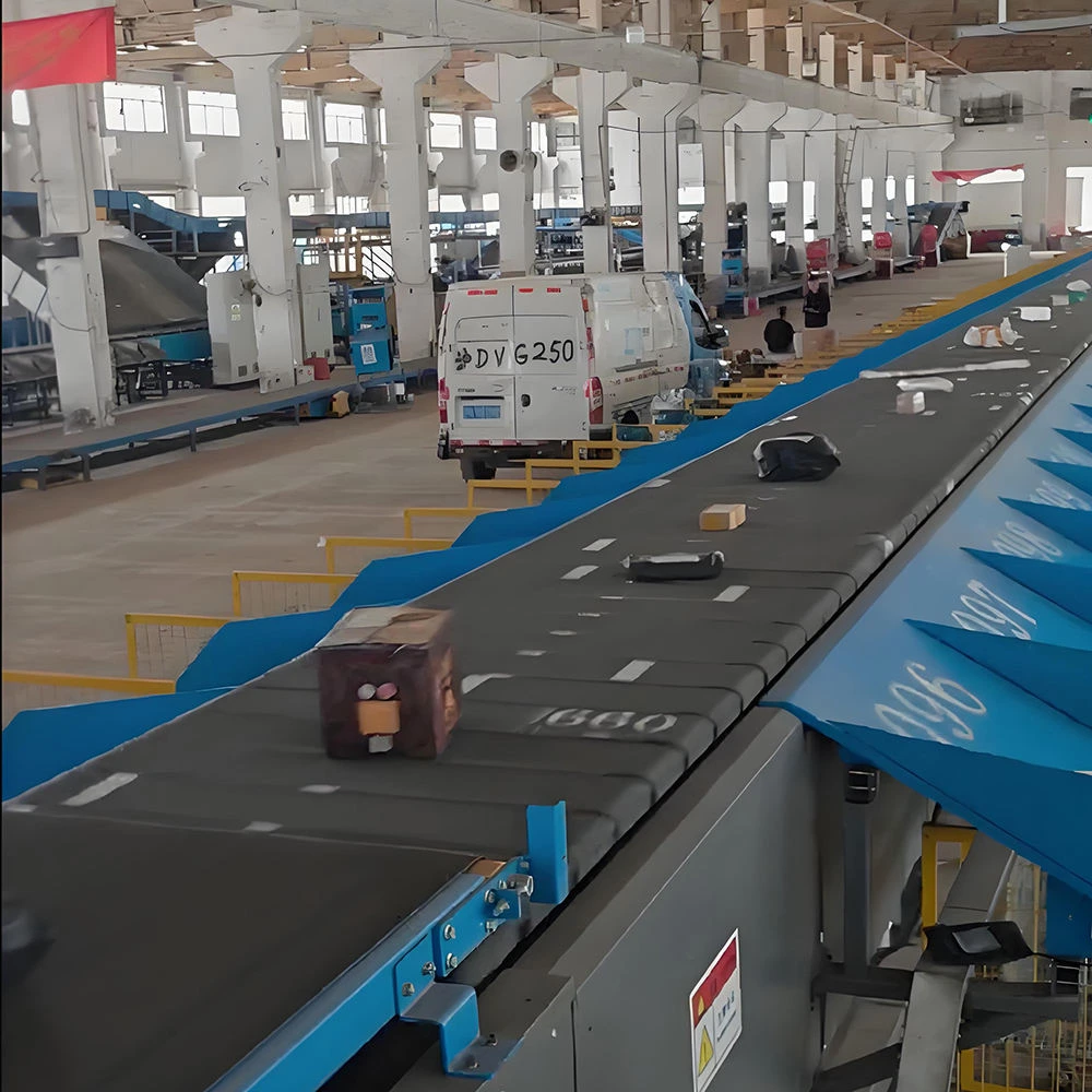 Narrow Belt Sorter TR200-1000 handling parcels in a space-limited distribution center