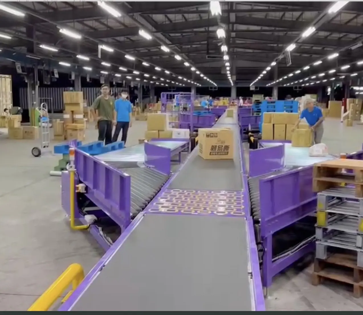 TR 840*90 heavy-duty modular wheel sorter system for 60kg high-speed parcel diverting.